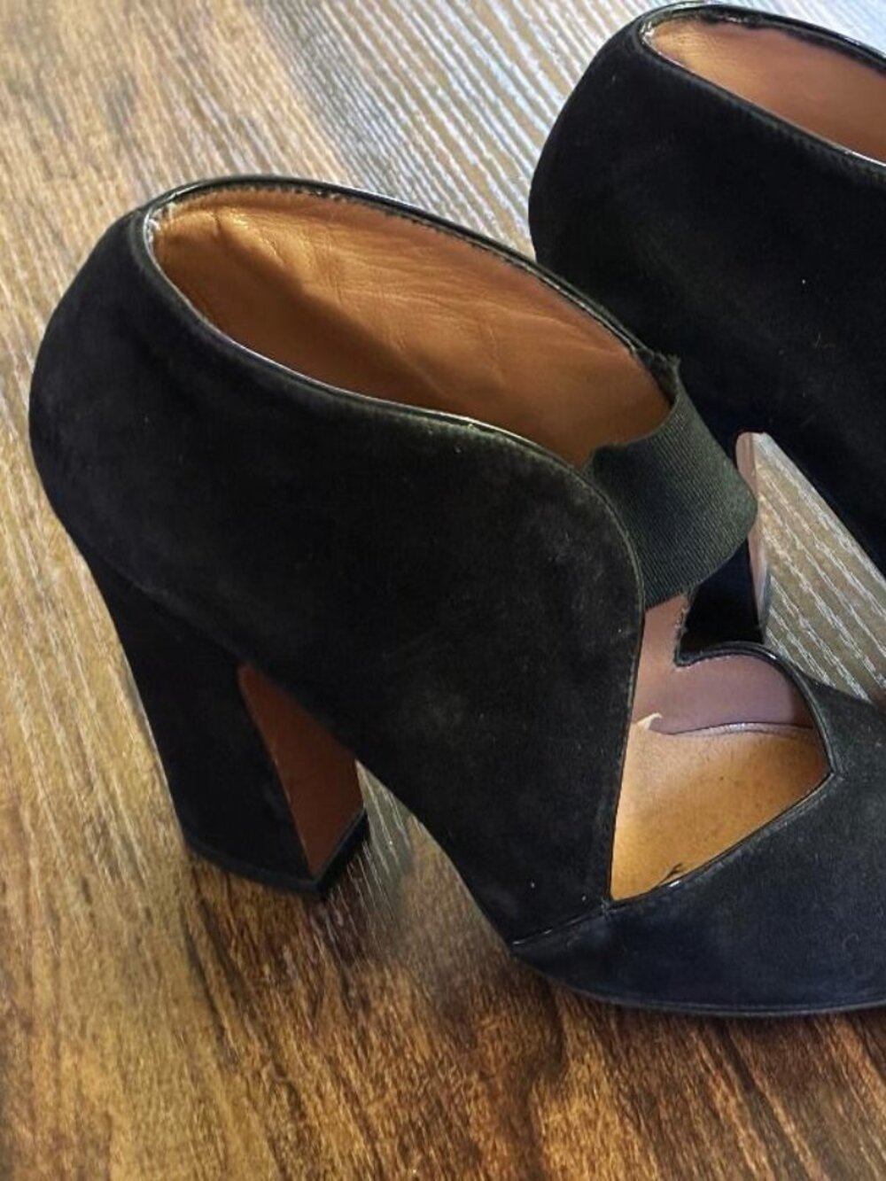 Share ALAIA Paris Black Suede Leather Block High Heel Ankle Bootie EU 35.5
